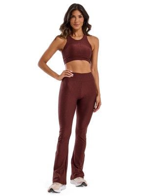 Look Trend Top + Calça Flare Média Compressão UV50+ Marrom SND Fitness