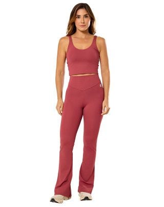 Look Elastic Touch Top + Calça Flare Média Compressão UV50+ Rosa Escuro SND Fitness