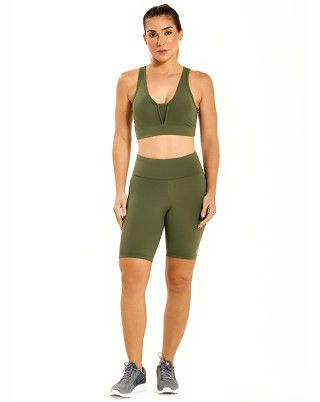 Look Flat Verde Militar Top + Bermuda SND Fitness