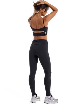 Look Balance Canelado Top + Legging Média Compressão e Sustentação UV50+ Preto SND Fitness