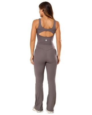 Look Elastic Touch Top + Calça Flare Média Compressão UV50+ Cinza SND Fitness